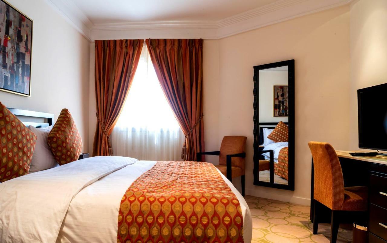Vivienda Hotel Villas Ar Riyad Esterno foto