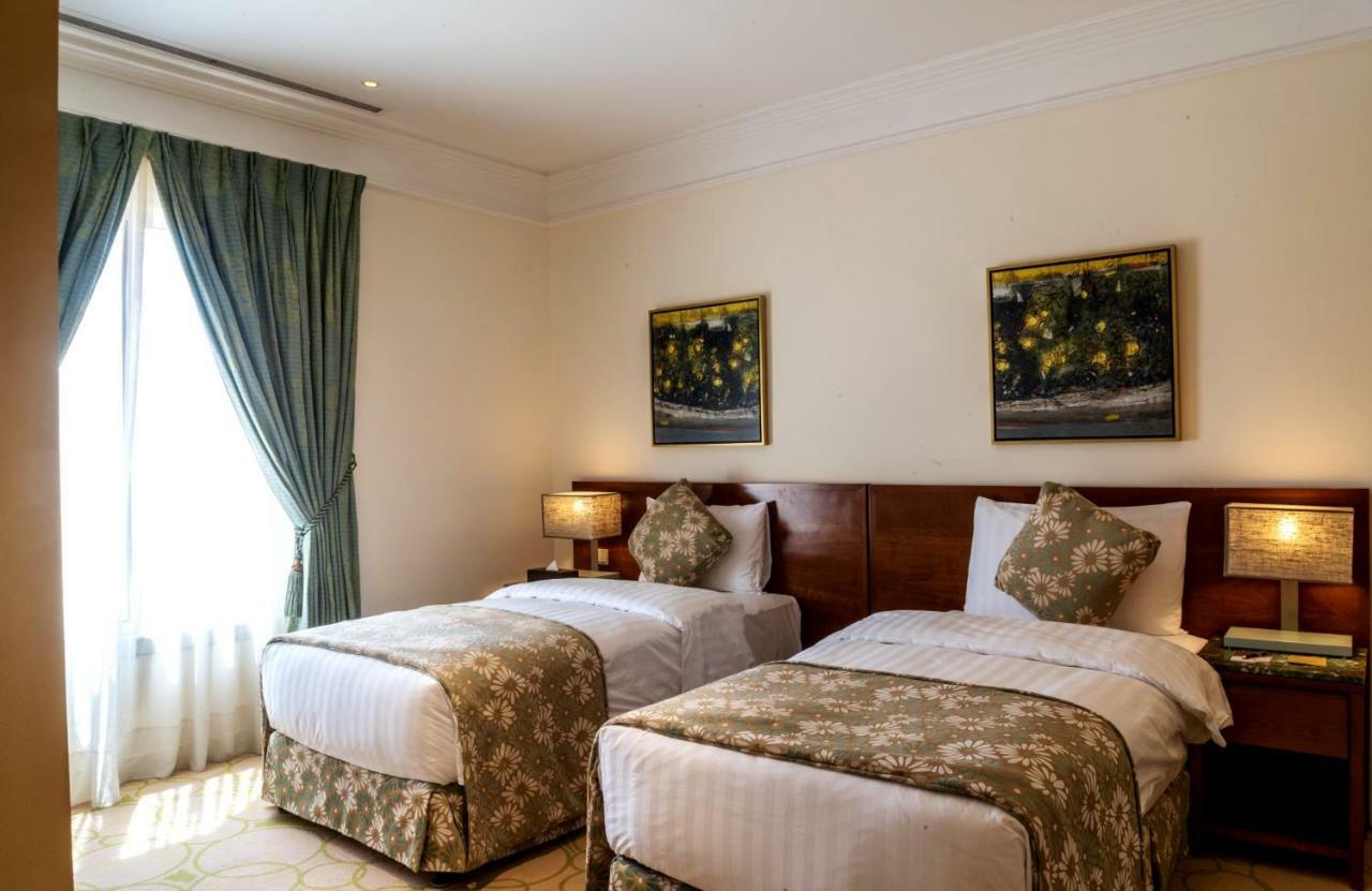 Vivienda Hotel Villas Ar Riyad Esterno foto